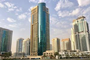Vedere generală la Dubai sau o vedere a orașului de la acest apartament