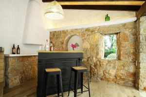 Ποτά στο Distinguished Pollensa Villa 4 Bedrooms Villa Segu Cini Recently Renovated With Modern Interior