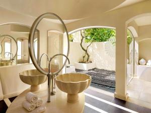 Koupelna v ubytování SO/ Sofitel Mauritius
