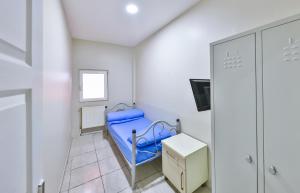 TV a/nebo společenská místnost v ubytování Gökçe Pansiyon - Only men