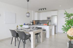 Fotografia z galérie ubytovania State-of-the-art apartment in La Cala Casa Banderas v destinácii Málaga