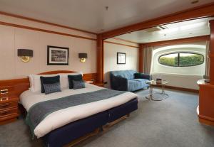 Classic King room with Dockview