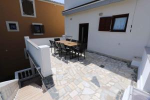 Balkón nebo terasa v ubytování Holiday home in Silo - Insel Krk 26681