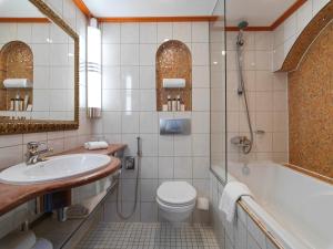 Koupelna v ubytování Sunborn London Yacht Hotel
