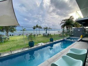 La alberca dentro o cerca de Lakes Resort Toukley