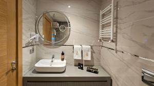 Koupelna v ubytování The Külsümz Hotel + 52 fotografií