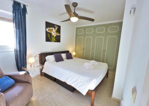 Posteľ alebo postele v izbe v ubytovaní Marbella Old Town For Holiday Rentals