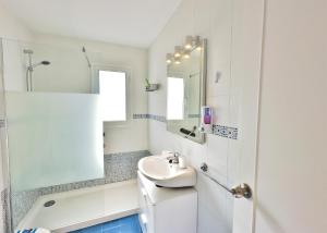 Kúpeľňa v ubytovaní Marbella Old Town For Holiday Rentals