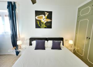 Posteľ alebo postele v izbe v ubytovaní Marbella Old Town For Holiday Rentals