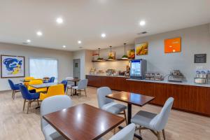 Posezení v ubytování Comfort Inn - Weatherford