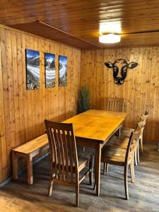Ảnh trong thư viện ảnh của Cosy mountain apartment 5min walk from Gondola ở Fiesch