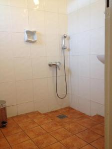 Koupelna v ubytování Aegli Hotel