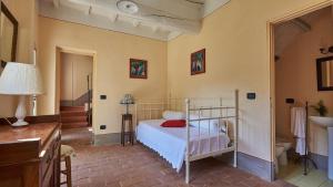 Postel nebo postele na pokoji v ubytování Casa Campodonico 10 + 35 fotografií