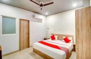Gallery image of JPS DELIGHT HOTEL in New Delhi