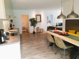 O bucătărie sau chicinetă la Drei Türme Top 5