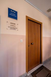 Certifikát, hodnocení, plakát nebo jiný dokument vystavený v ubytování Noemi Luxury Apartment