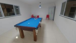 Τραπέζι μπιλιάρδου στο Apartamento Jardim de Aruana Próximo a Praia