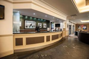 Vstupní hala nebo recepce v ubytování DoubleTree by Hilton Edinburgh Airport + 37 fotografií