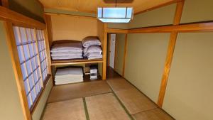 Кровать или кровати в номере HOTEL1800 - Vacation STAY 31824v