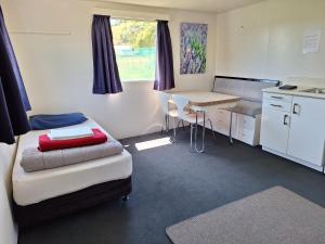 Gallery image of Picton's Waikawa Bay Holiday Park in Picton