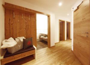 Postel nebo postele na pokoji v ubytování Alpenapartments Unterschlag + 28 fotografií