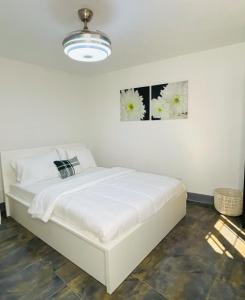 Llit o llits en una habitació de Profil Bois Pin