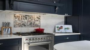 A kitchen or kitchenette at Panoramic Ocean Views and Short Walk To Beach