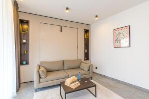Istumisnurk majutusasutuses ICON H - Luxury Business Suite & Apartments