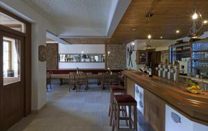 The lounge or bar area at Wellnesshotel Aumühle