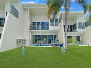Κήπος έξω από το Magnetic Docks Townhouse 8