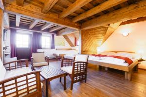 Postel nebo postele na pokoji v ubytování Hotel Leyla