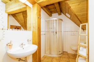 Koupelna v ubytování Hotel Leyla