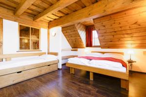 Postel nebo postele na pokoji v ubytování Hotel Leyla