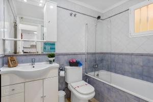 Koupelna v ubytování Apartment Manzanera 5 - PlusHolidays + 13 fotografií