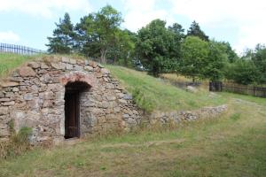 Miestna pamiatka v blízkosti of the country house