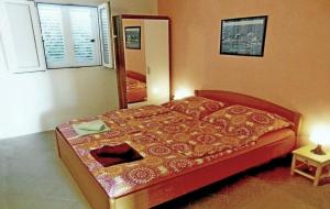 Posteľ alebo postele v izbe v ubytovaní Vis Mirja Apartment 1