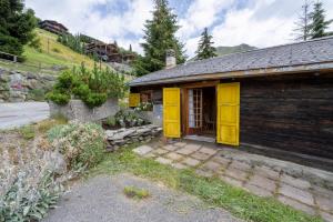 Galeriebild der Unterkunft Cosy Chalet with Panoramic Views in Verbier in Verbier