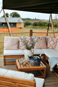 Gallery image of Finest Retreats - Foxley Lodge in Little Walsingham +15 photos