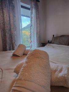 Кровать или кровати в номере Serenity Traditional House