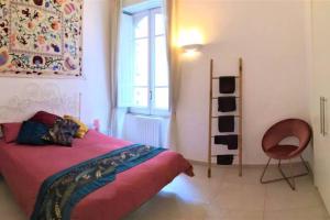 Ένα ή περισσότερα κρεβάτια σε δωμάτιο στο Alkimia