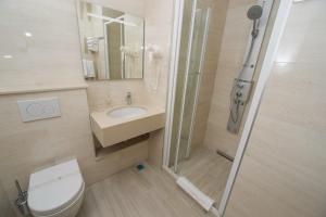 Koupelna v ubytování Hotel Biokovo
