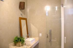 Ένα μπάνιο στο Residencial Villa I +10 φωτογραφίες