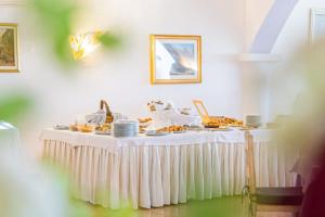 Nápoje v ubytování Felix Hotels - Hotel Airone