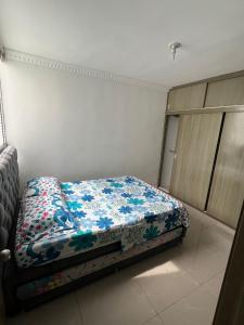Ένα ή περισσότερα κρεβάτια σε δωμάτιο στο Apartamento 3 habitaciones