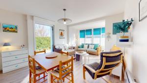 Χώρος καθιστικού στο La Mer a vos Pied pour 4 personnes