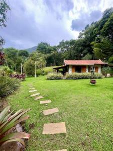 Zahrada ubytování Casa Portal Sagrado Matutu- Aiuruoca MG