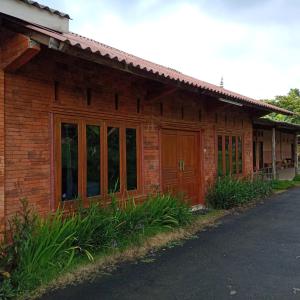 Gallery image of SUN GARDEN in Pablengan