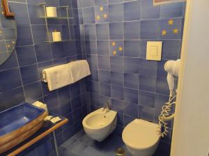 Koupelna v ubytování B&B Mini Hotel Incity-close train station and port-