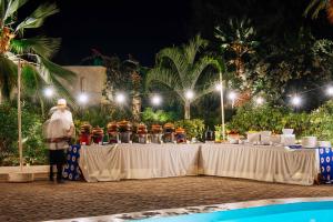 Tetamu yang menginap di Dhow Inn Boutique Hotel