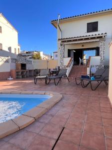 Bazén v ubytování CASA PUIG, Piscina Privada ,Aire Acondicionado Free nebo v jeho okolí + 32 fotografií